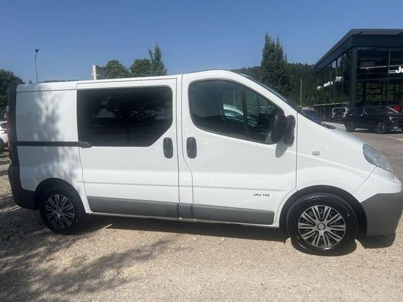 Polarweiß (weiß) Gebraucht 2012 Renault Trafic Van | 9.800 € (Fairer Preis) - Bild 1/4