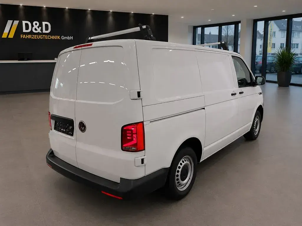 Gebraucht VW T6.1 110 PS (80 kW) 2021 Weiß Van