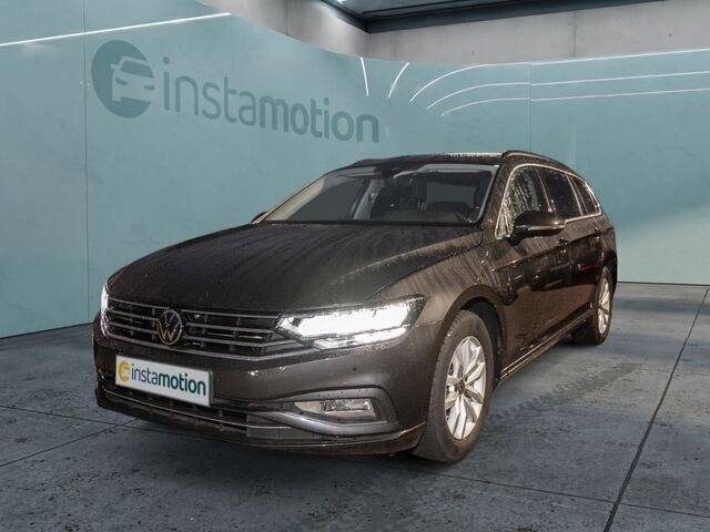 Grau Gebraucht 2024 VW Passat Business Kombi | 33.090 € (Guter Preis) - Bild 1/2
