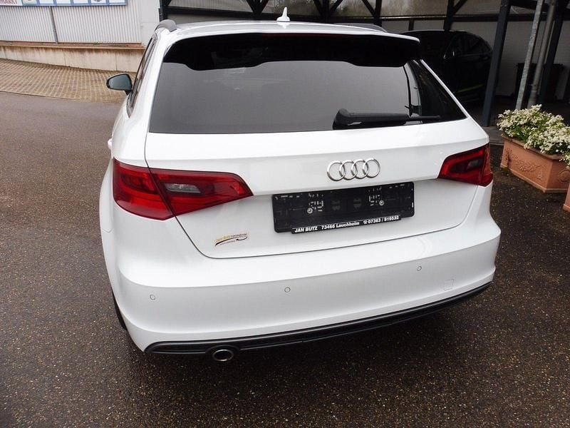 Second-hand Audi A3 Ambition 110 CP (80 kW) 2016 Alb Berlinǎ