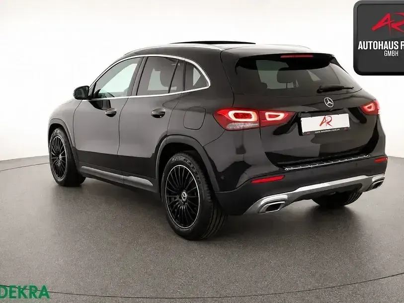 Gebraucht Mercedes GLA200 150 PS (110 kW) 2022 Schwarz SUV