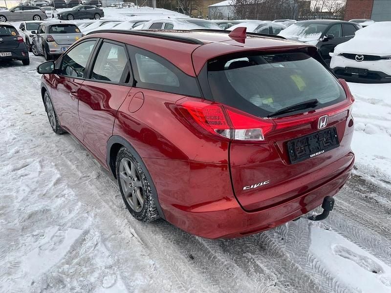 Gebraucht Honda Civic Elegance 141 PS (103 kW) 2015 Rot Kombi