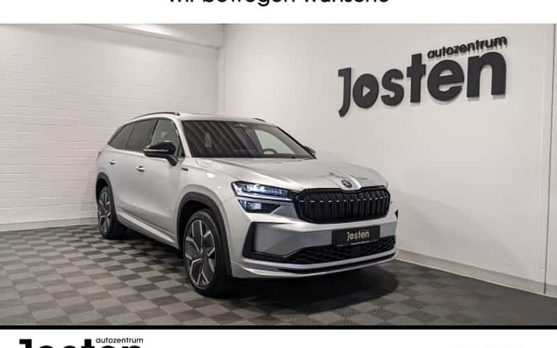 Silber Neu 2025 Skoda Kodiaq SportLine SUV | 58.590 € (Teuer) - Bild 1/4