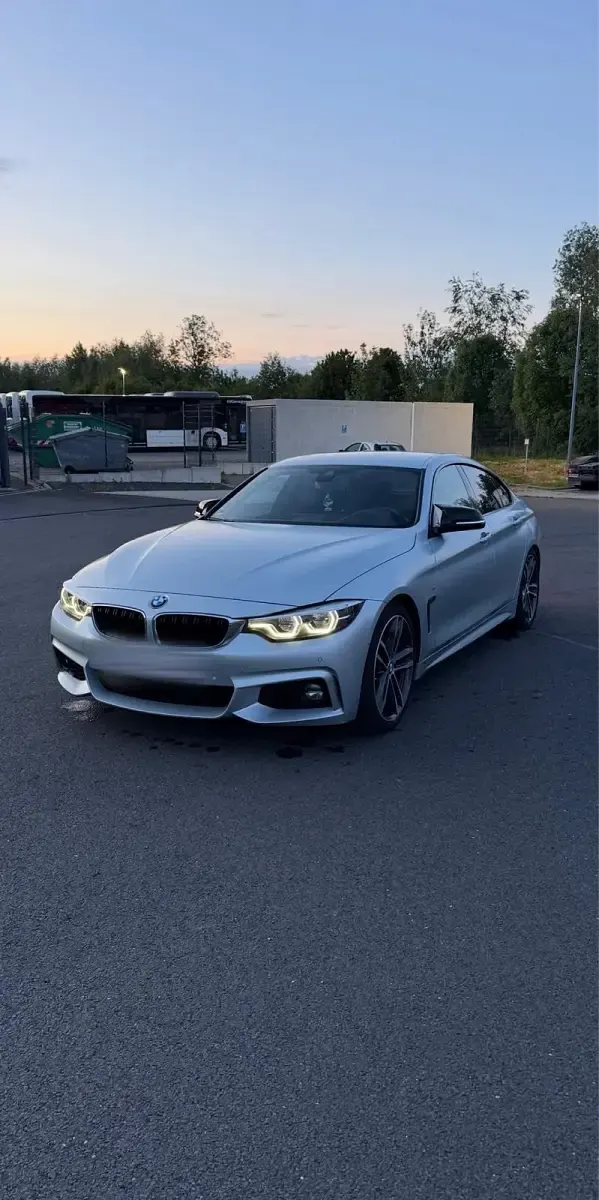 Gebraucht BMW 440 M Sport 326 PS (239 kW) 2018 Silber Coupé