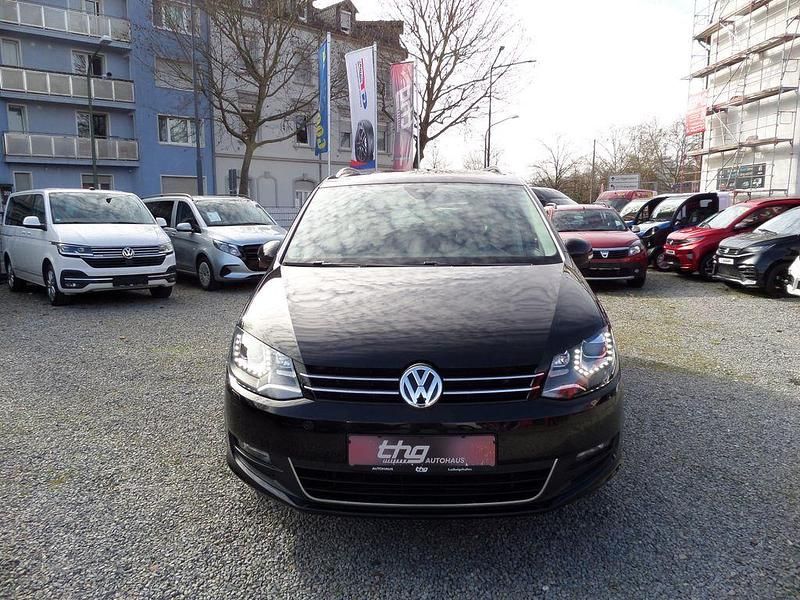 Gebraucht VW Sharan Sound 150 PS (110 kW) 2017 Schwarz Van / Kleinbus