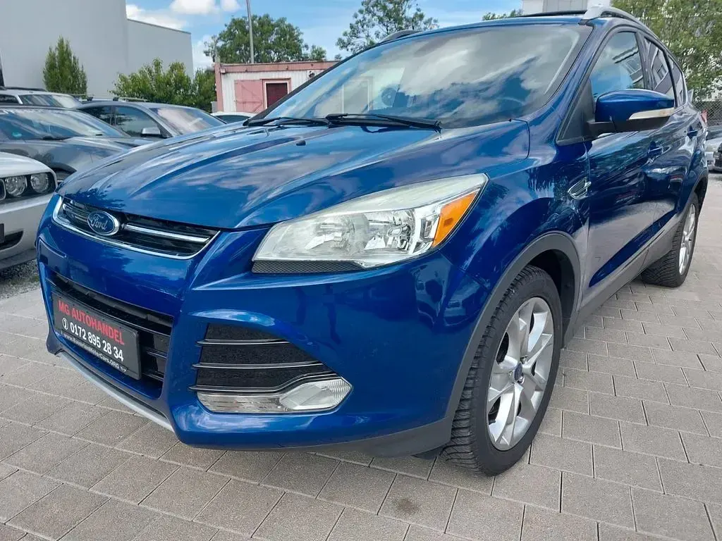 Gebraucht Ford Escape Titanium 241 PS (177 kW) 2015 Blau SUV