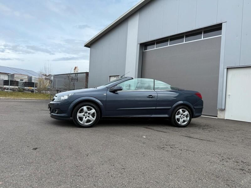 Grau Gebraucht 2006 Opel Astra Cabriolet Cabrio | 3.680 € (Guter Preis) - Bild 1/4
