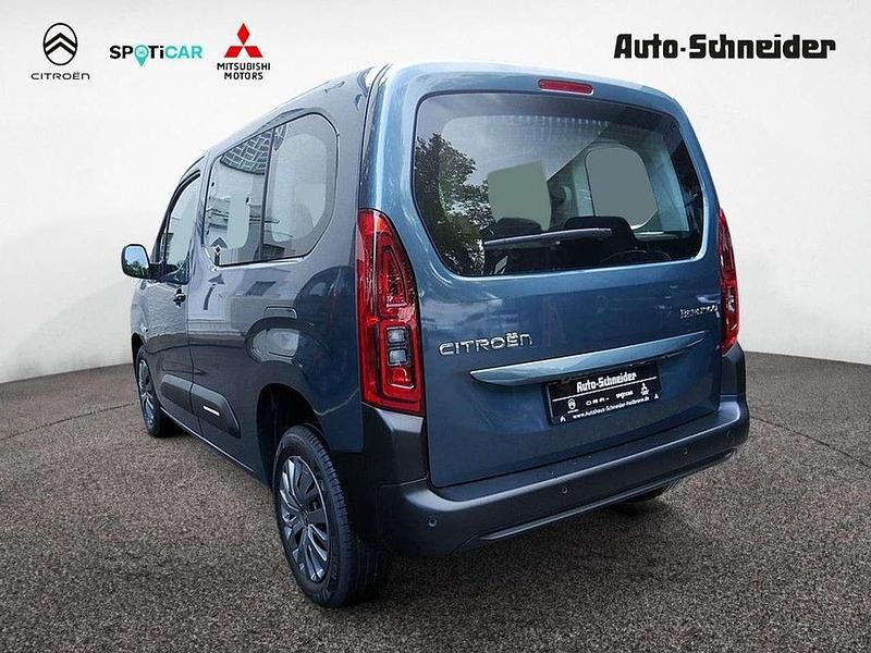 Neu Citroën Berlingo PureTech 110 PS (80 kW) 2025 Blau Van / Kleinbus