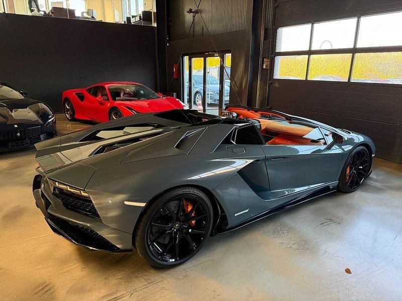 Gebraucht Lamborghini Aventador 740 PS (544 kW) 2018 Grau Cabrio
