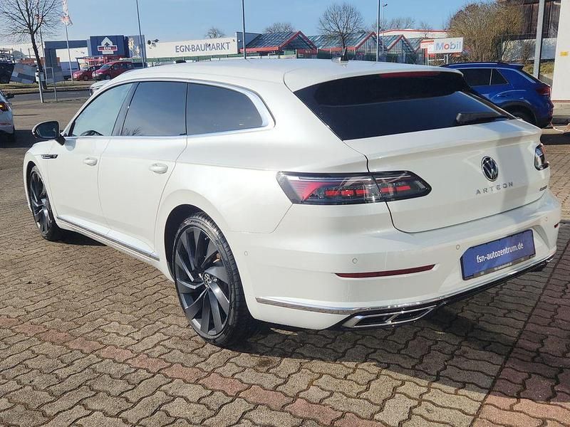 Gebraucht VW Arteon R-line 200 PS (147 kW) 2021 Oryxweiß perlmutteffekt Coupé