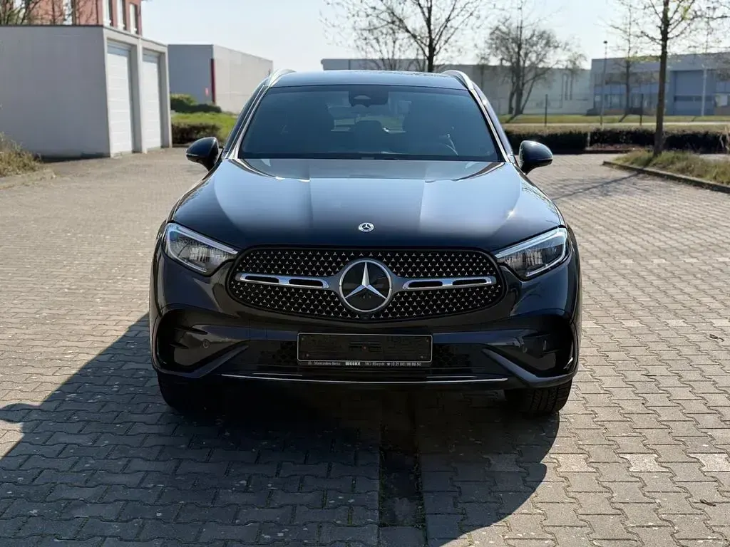 Gebraucht Mercedes GLC300e Advanced Plus 313 PS (230 kW) 2023 Grafitgrau  metalliclack SUV