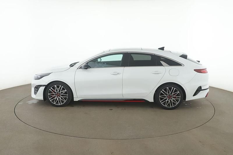 Gebraucht Kia ProCeed GT 204 PS (150 kW) 2024 Weiß Kombi
