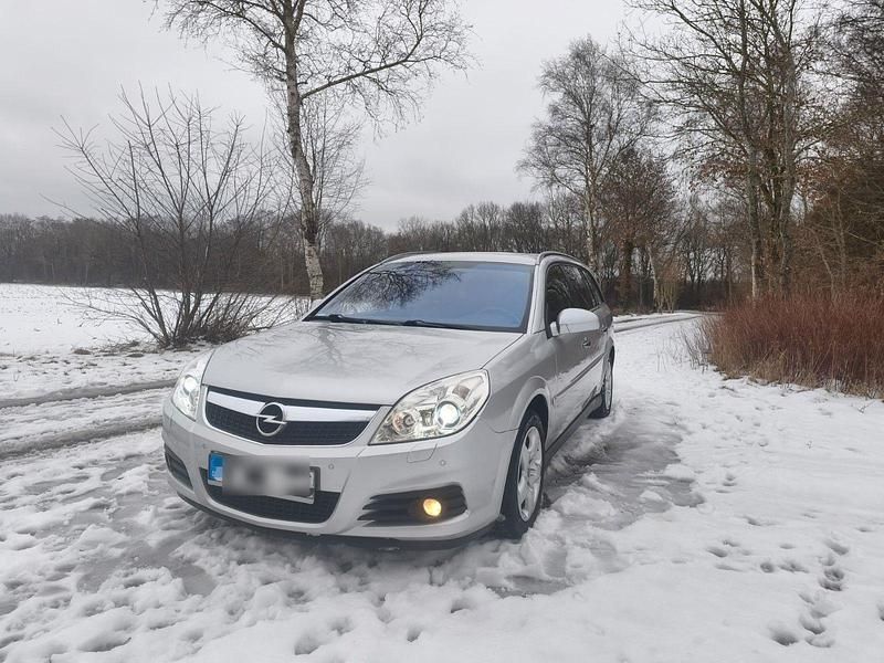 Gebraucht Opel Vectra 155 PS (114 kW) 2008 Silber Kombi