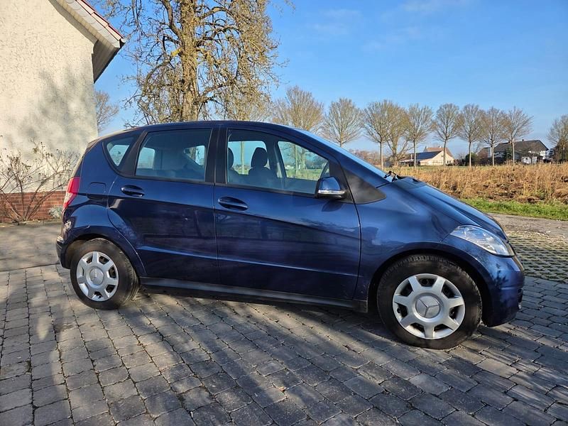 Gebraucht Mercedes A160 95 PS (69 kW) 2011 Kleinwagen