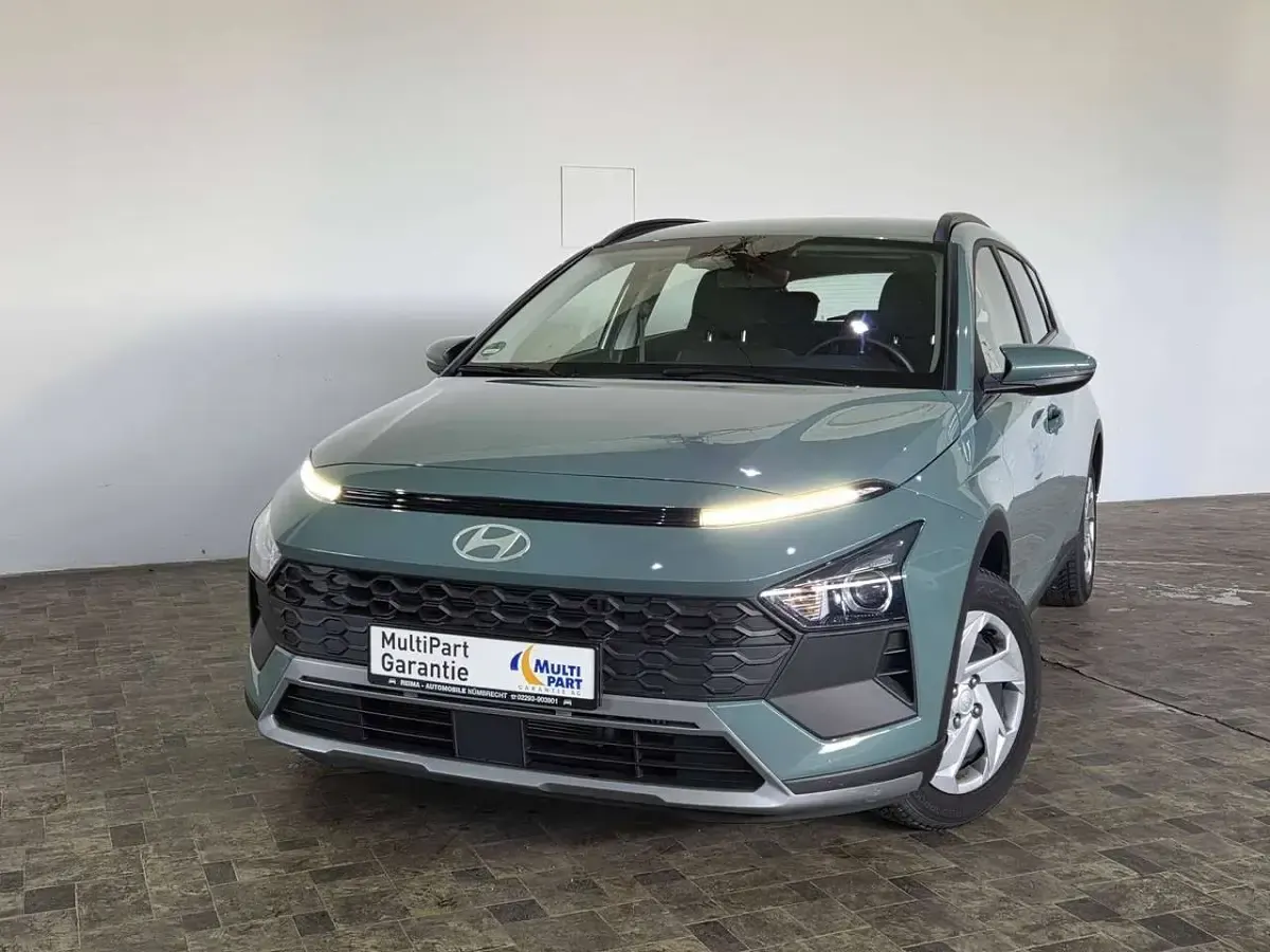 Gebraucht Hyundai Bayon Select 101 PS (74 kW) 2025 Grün SUV