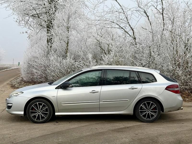 Gebraucht Renault Laguna III Bose Edition 150 PS (110 kW) 2012 Silber Kombi