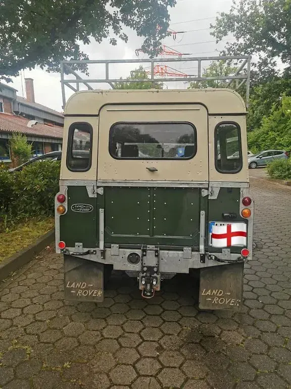 Usado Land Rover 2 77 CV (56 kW) 1964 Verde SUV