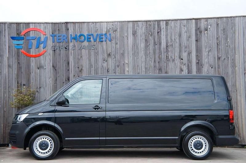 Gebraucht VW Transporter 110 PS (80 kW) 2021 Schwarz Van