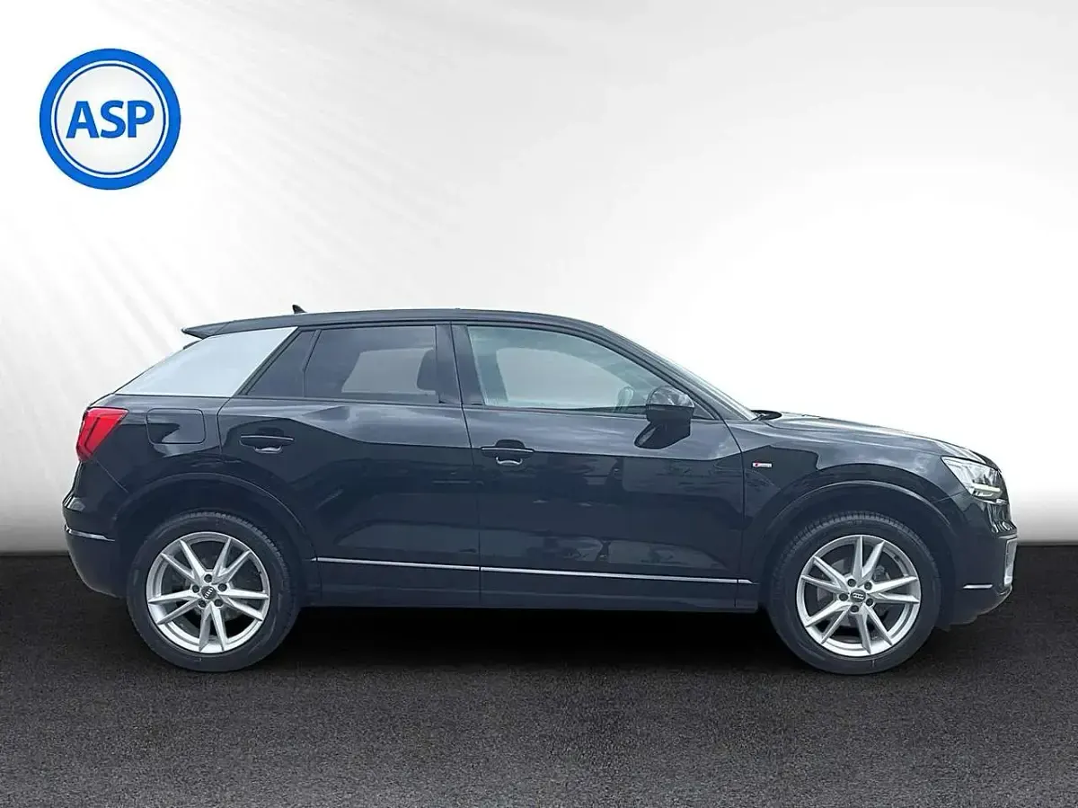 Gebraucht Audi Q2 S-Line 150 PS (110 kW) 2019 Schwarz SUV