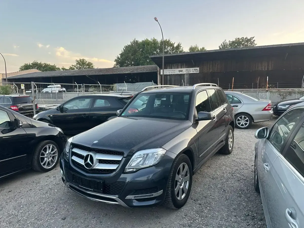 Gebraucht Mercedes GLK220 170 PS (125 kW) 2013 Grau SUV
