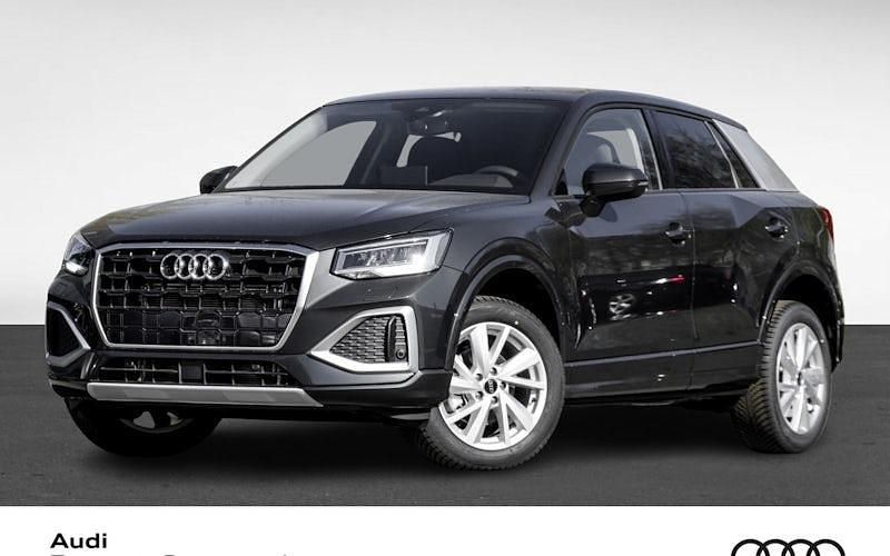Manhattangrau metallic Gebraucht 2025 Audi Q2 Advanced SUV | 35.190 € (Teuer) - Bild 1/4