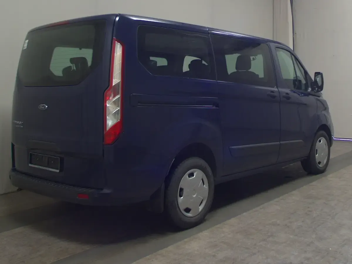 Gebraucht Ford Transit Custom Trend 150 PS (110 kW) 2022 Blazerblau Kombi