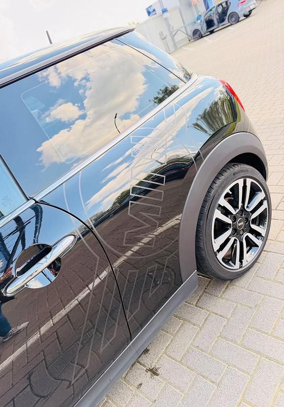 Second-hand Mini ONE 102 CP (75 kW) 2015 Negru Hatchback