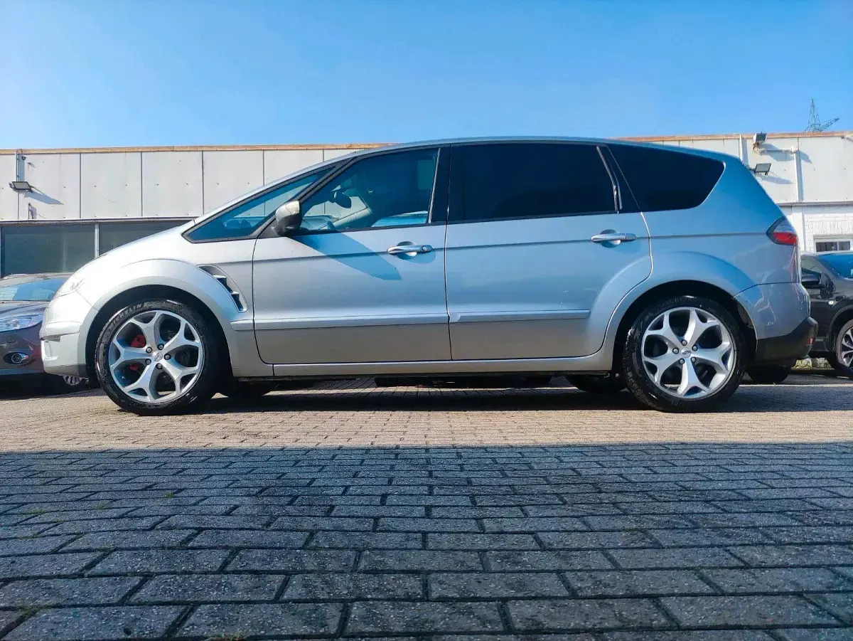 Gebraucht Ford S-MAX Titanium 140 PS (102 kW) 2008 Grau Van / Kleinbus
