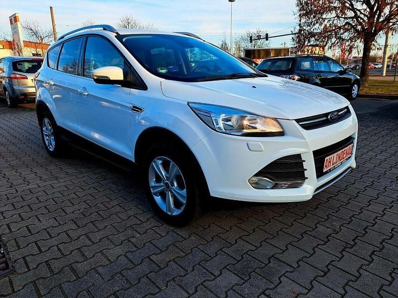 Gebraucht Ford Kuga SYNC Edition 120 PS (88 kW) 2016 Weiß SUV