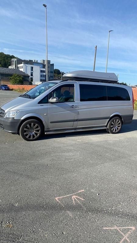 Grau Gebraucht 2014 Mercedes Vito Van / Kleinbus | 11.750 € - Bild 1/4