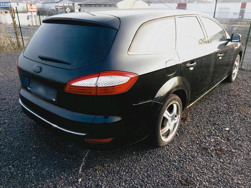 Schwarz Gebraucht 2005 Ford Mondeo Kombi | 500 € (Superpreis) - Bild 1/4