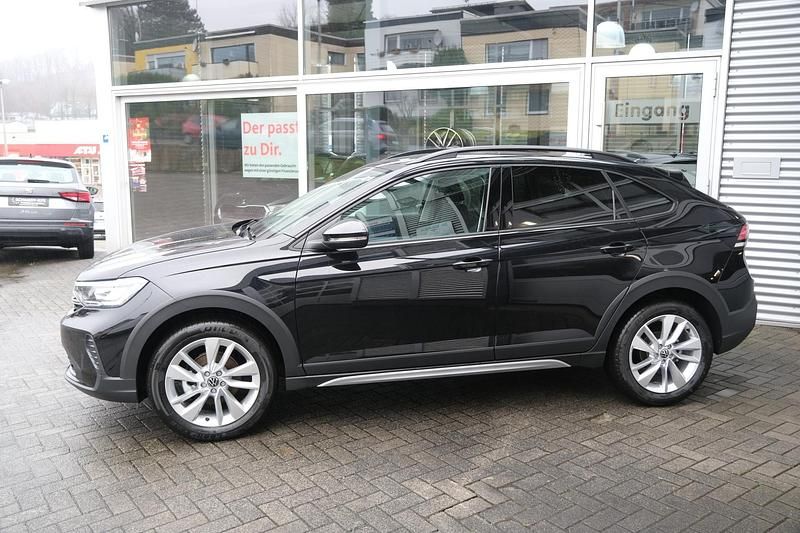 Neu VW Taigo Life 2025 Deep black perleffekt SUV