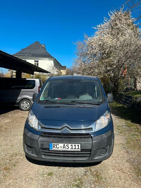 Gebraucht Citroën Jumpy 128 PS (94 kW) 2012 Blau Van / Kleinbus
