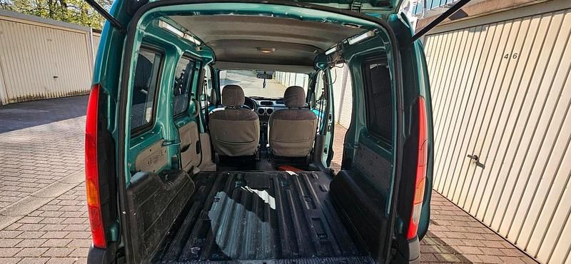 Grün Gebraucht 2003 Renault Kangoo Van / Kleinbus | 1.990 € (Fairer Preis) - Bild 1/4