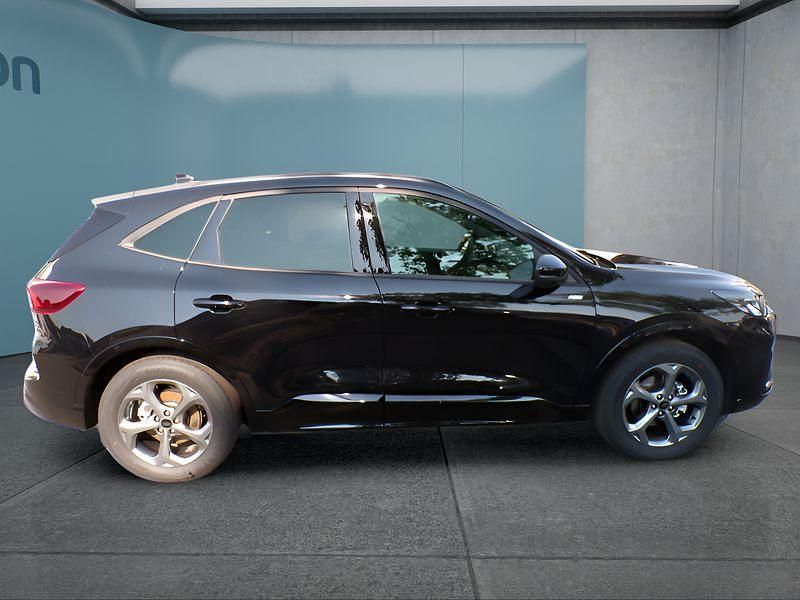 Neu Ford Kuga ST-Line 186 PS (136 kW) 2025 SUV