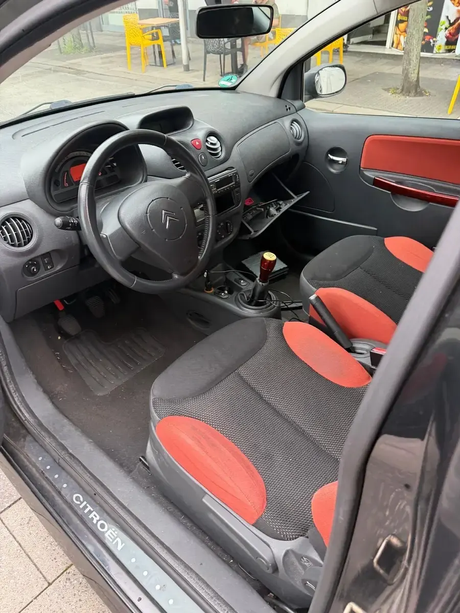 Gebraucht Citroën C2 60 PS (44 kW) 2005 Schwarz Kleinwagen