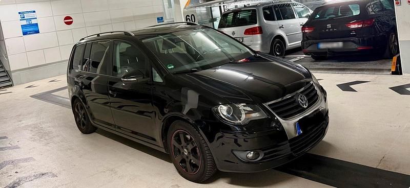 Gebraucht VW Touran 140 PS (102 kW) 2009 Schwarz Van / Kleinbus