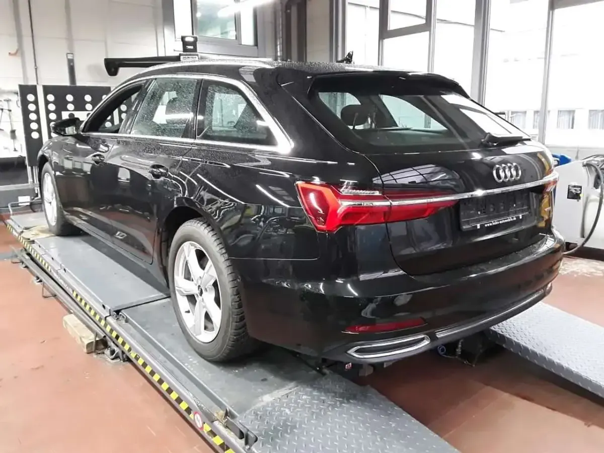 Gebraucht Audi A6 Sport 286 PS (210 kW) 2022 Schwarz Kombi