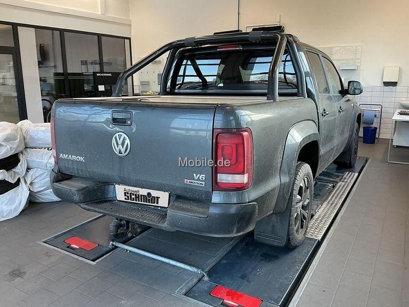 Gebraucht VW Amarok Dark Label 204 PS (150 kW) 2014 Grau Abholung