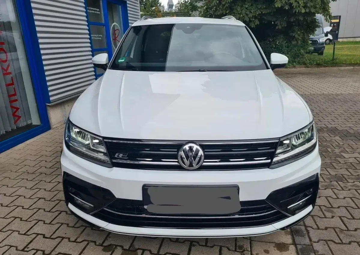 Gebraucht VW Tiguan Highline 150 PS (110 kW) 2018 Weiß SUV