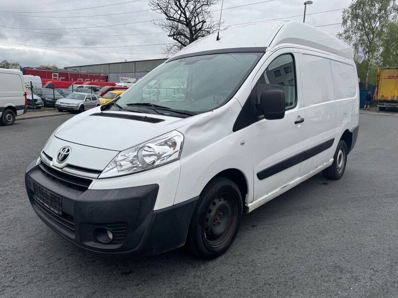 Weiß Gebraucht 2017 Toyota Proace Van | 5.950 € - Bild 1/4