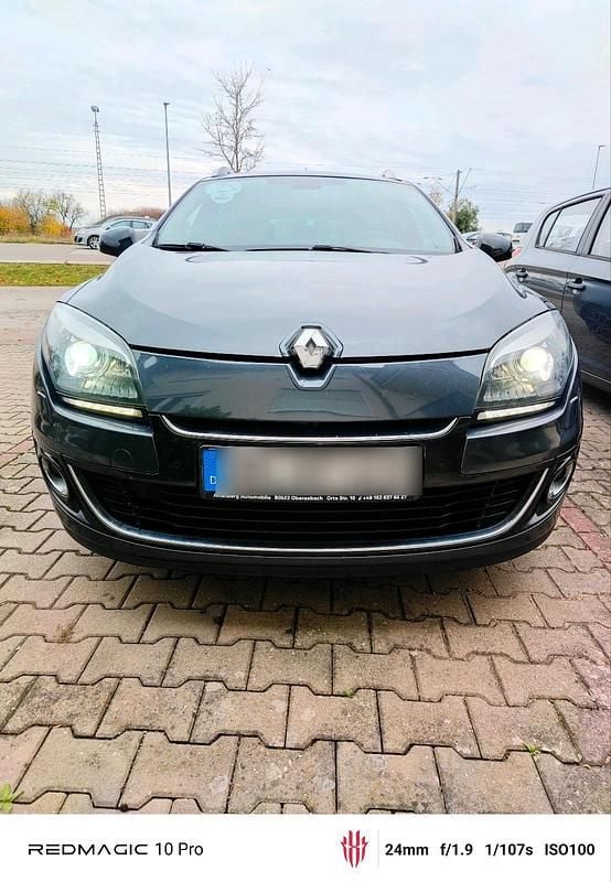 Schwarz Gebraucht 2012 Renault Mégane GrandTour Bose Edition Kombi | 4.000 € (Fairer Preis) - Bild 1/4