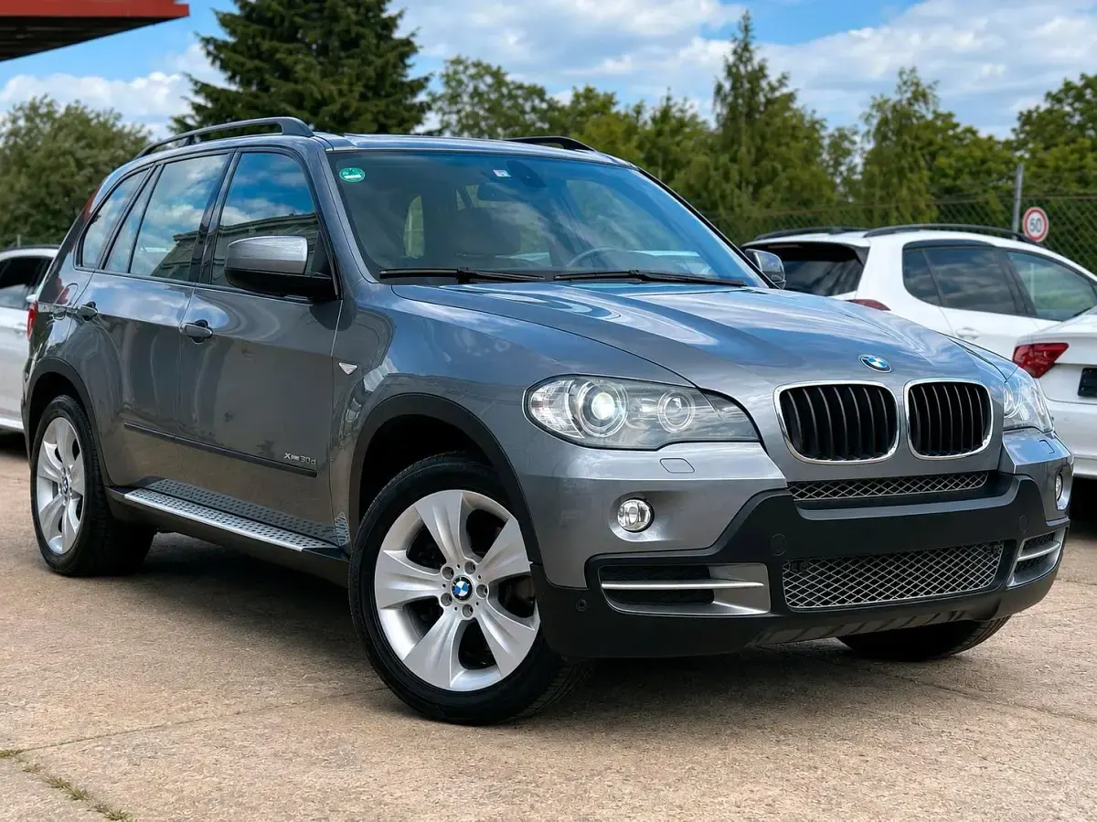 Gebraucht BMW X5 235 PS (172 kW) 2009 Grau SUV