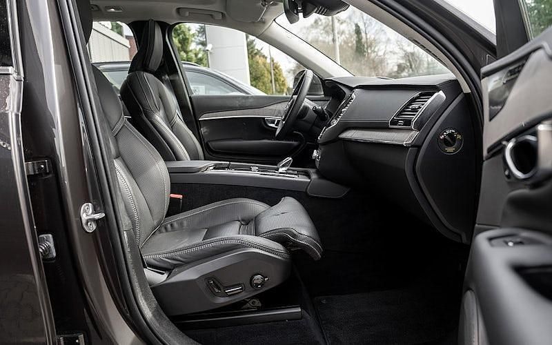 Second-hand Volvo XC90 Ultimate 250 CP (183 kW) 2022 Gri SUV