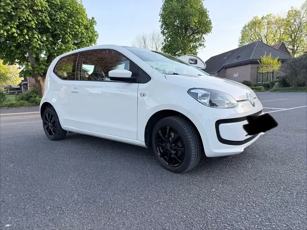 Second-hand VW up! 60 CP (44 kW) 2015 Alb Hatchback