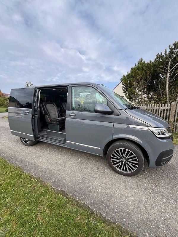 Occasion VW Multivan Generation Six 199 ch (146 kW) 2022 Gris Monospace