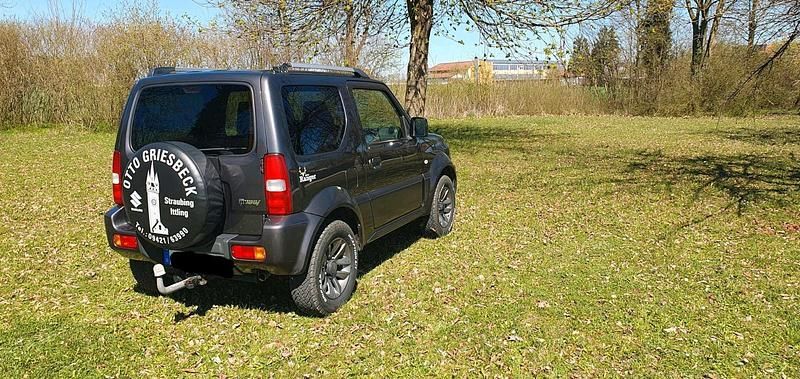 Gebraucht Suzuki Jimny 82 PS (60 kW) 2018 Grau SUV