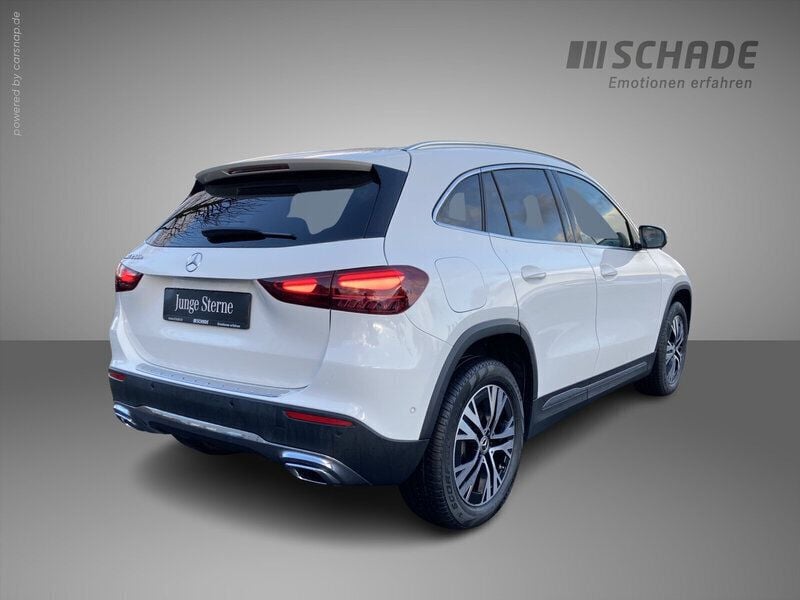 Gebraucht Mercedes GLA250 Progressive 163 PS (119 kW) 2023 Andere farbe SUV