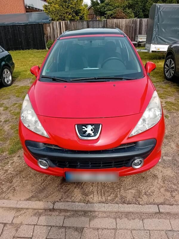 Rot Gebraucht 2007 Peugeot 207 Kleinwagen | 2.200 € (Etwas zu teuer) - Bild 1/4