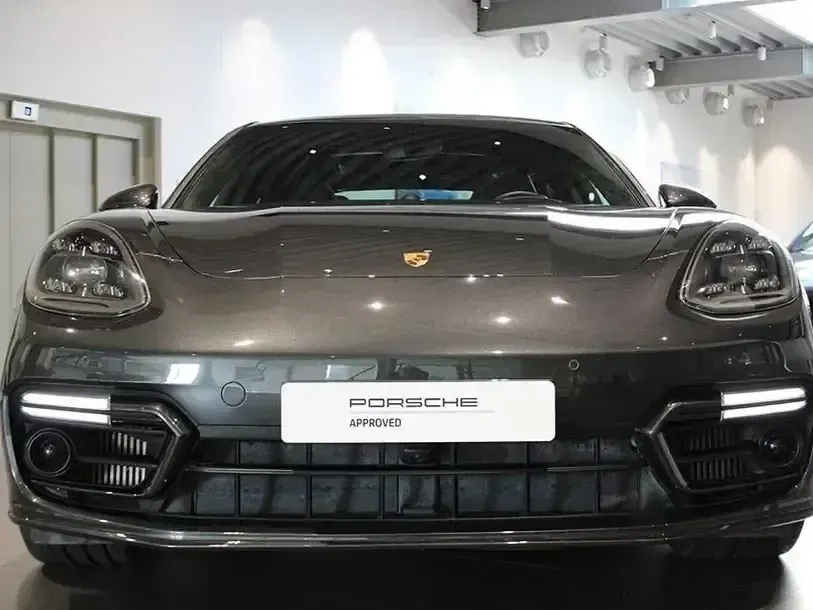 Gebraucht Porsche Panamera 4 E-Hybrid Platinum Edition 462 PS (339 kW) 2023 Grau Kleinwagen